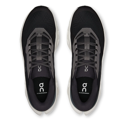 ON Cloudrunner 3