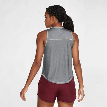 Nike Icon Clash Tank