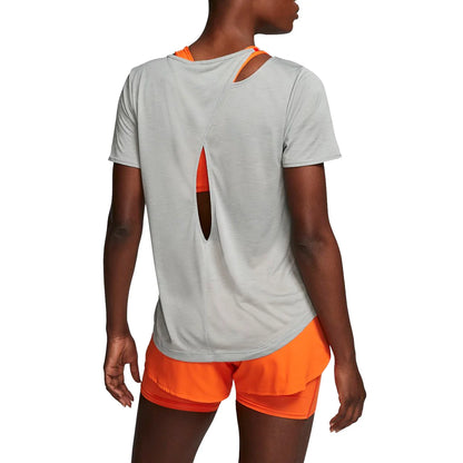 Nike Runway Shortsleeve