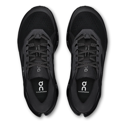 ON Cloudrunner 3