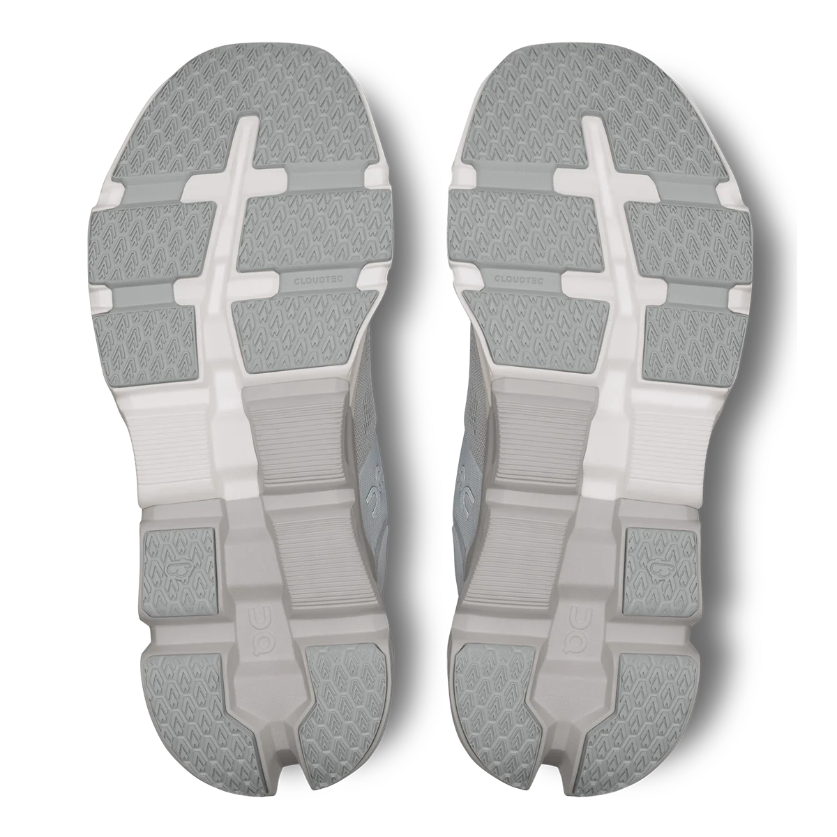 ON Cloudflyer V5