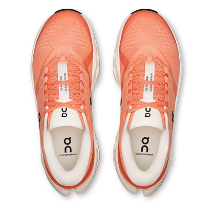 ON Cloudrunner 3
